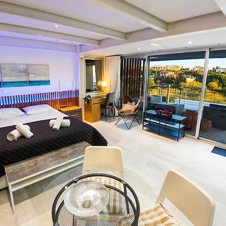 Luxury Marissa * Klorakas